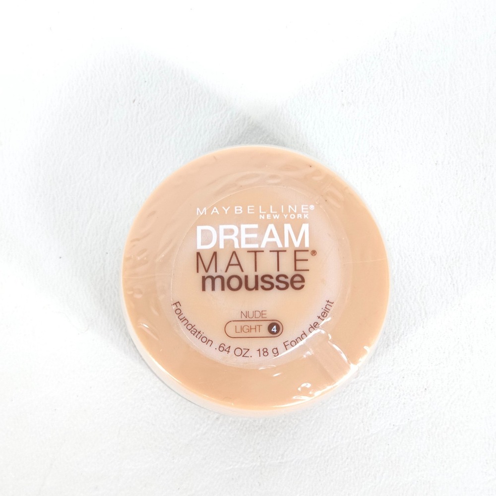 Maybelline Dream Matte Mousse Foundation Nude Light 4 New Sealed Deadstock .64oz
